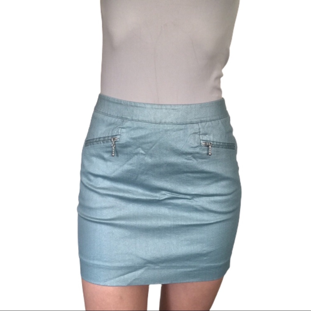 H&M light blue metalic mini skirt